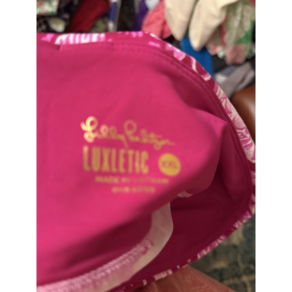 Lilly Pulitzer Pink & Magenta Paisley Capri Leggings - Picture 10 of 10